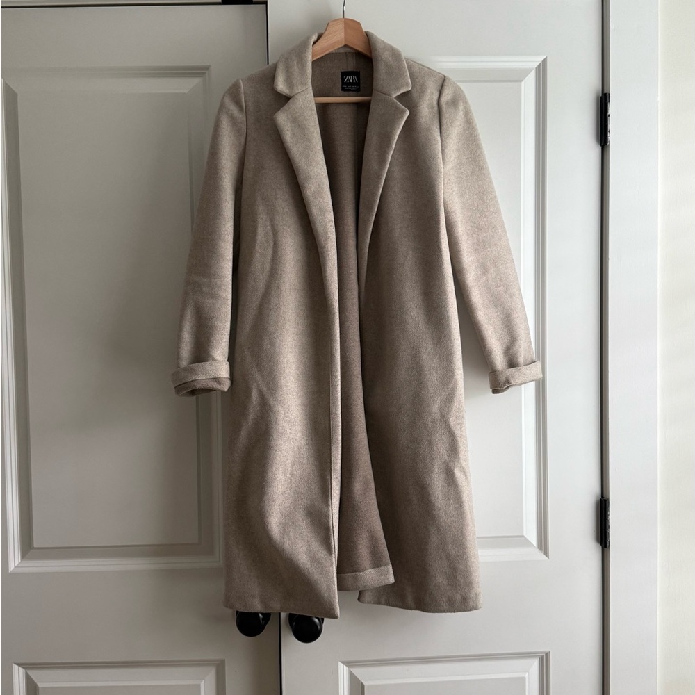 Zara Tan Trench Coat Classic Minimalist Design